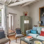 Casa Pace, A Burghesius Home