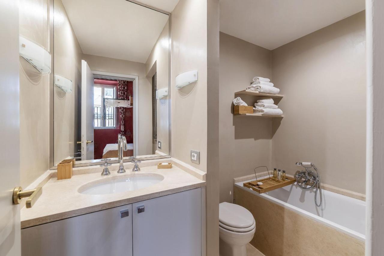 Apartment Casa Pace, A Burghesius Home Rom