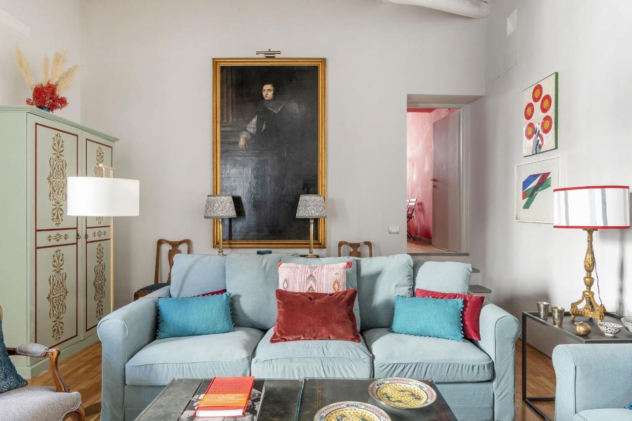Casa Pace, A Burghesius Home Rom